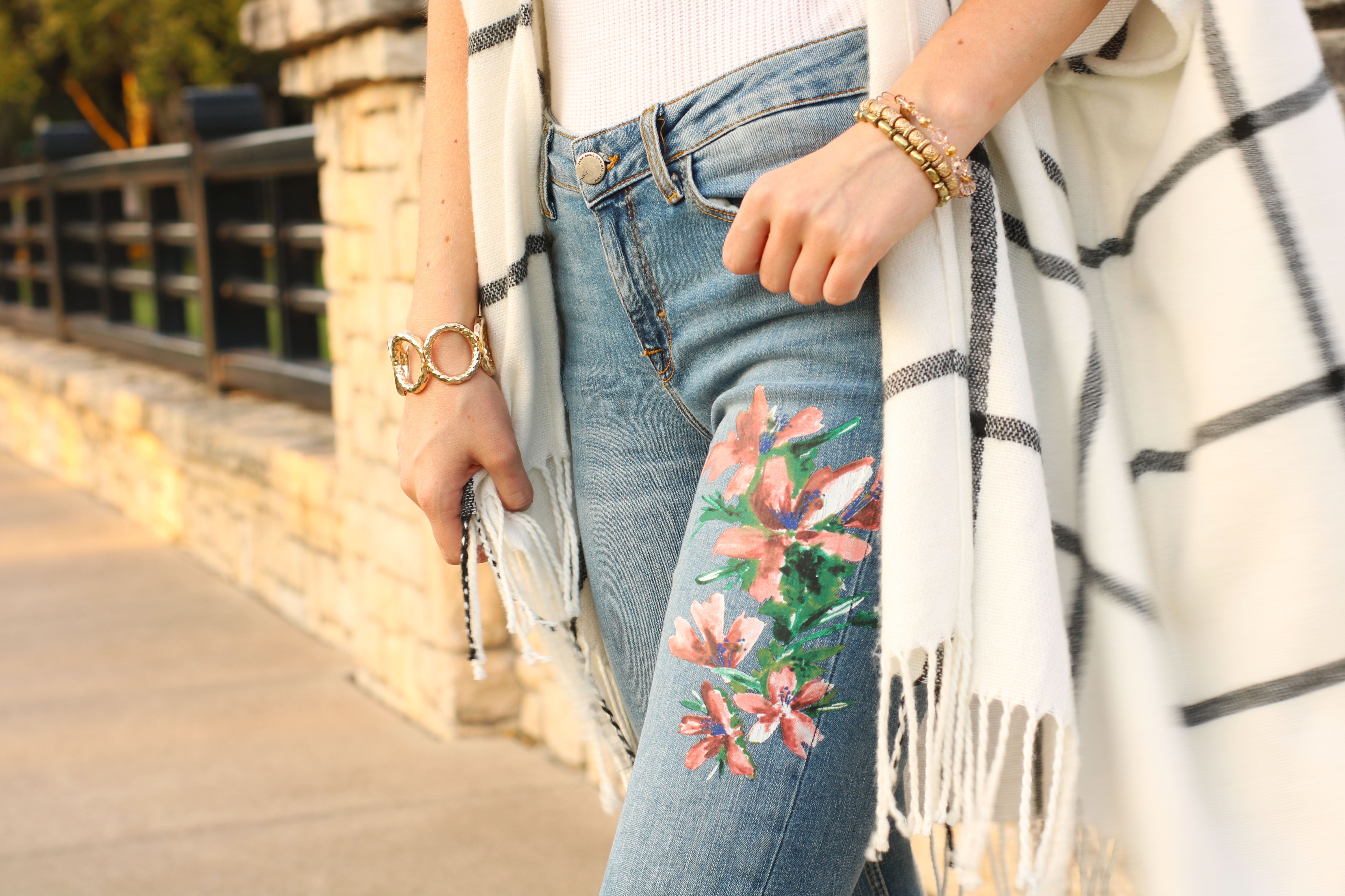 zara jeans with flowers